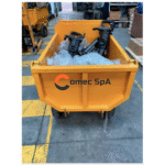 Detalle de tolva del Mini Dumper eléctrico, capacidad de carga máxima 600 kg.